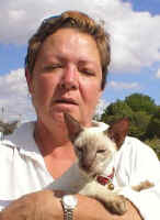 choc_boy_best_place_with_mom_small.jpg (5073 bytes)